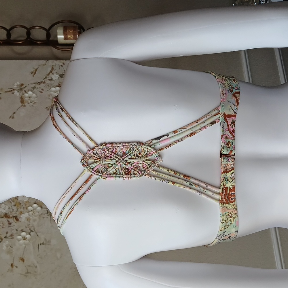 Victoria's Secret The Fabulous Strappy Push-up Padded Bikini Top. Size 34C - Picture 4 of 17